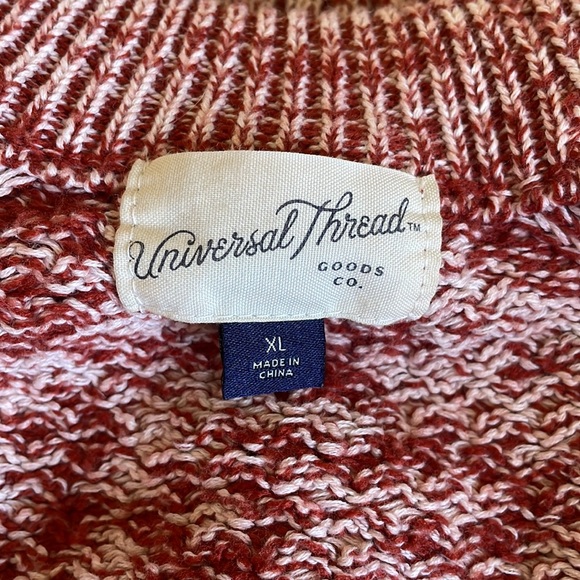 ๐Universal Thread Burnt Orange and White Chunky Knit Like Sweater XL - Picture 6 of 6
